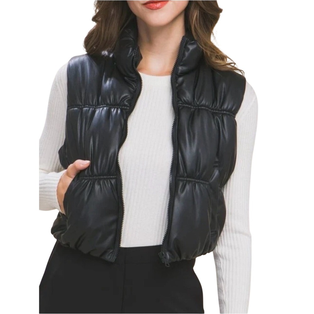 Women's Puffer Vest Jacket Black faux leather Sherpa Sz Lg cropped fit blogger